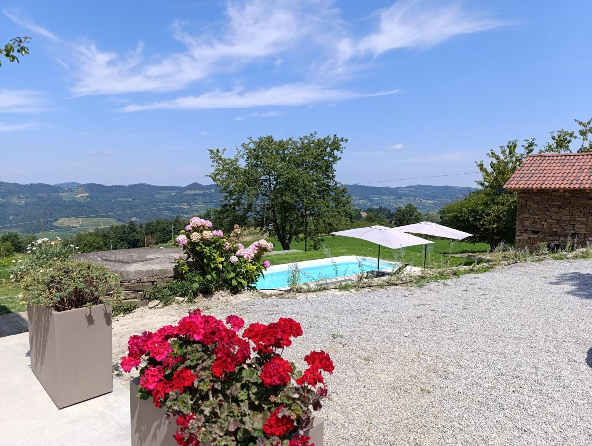 Agriturismo La Margherita San Giorgio Scarampi Exterior photo